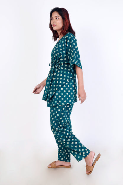 Woman  teal polka dot kaftan set 