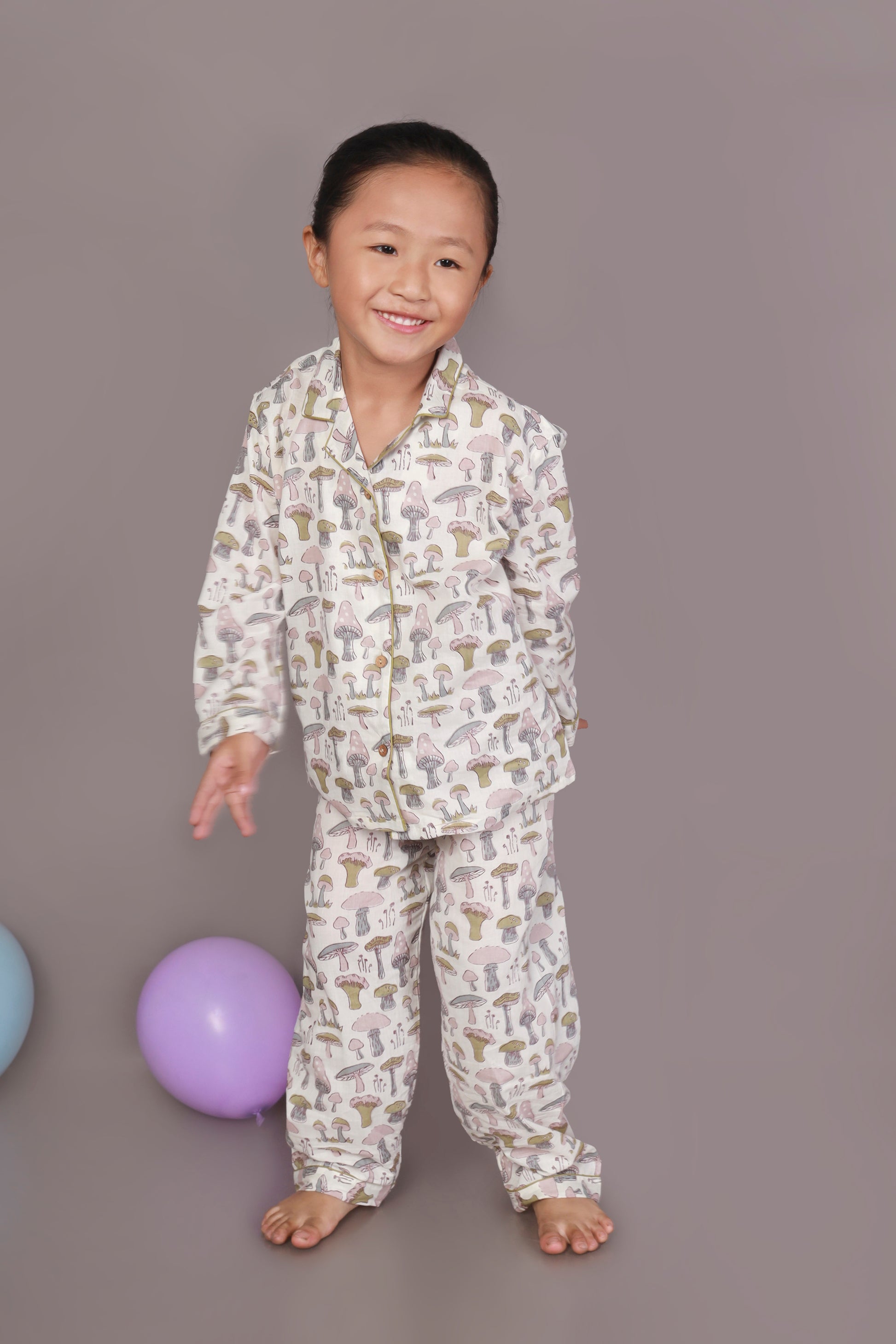 Kids Cotton White Mushroom Print Shirt & Pyjama Unisex Nightsuit