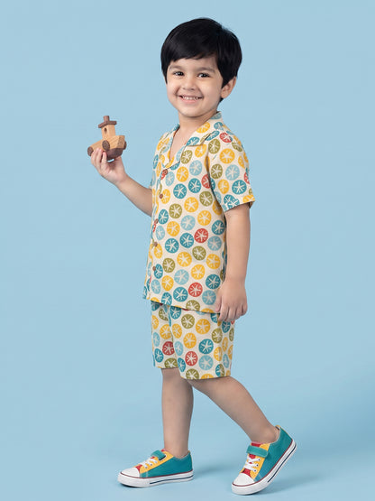 Colourful Shorts Set Kids playing 