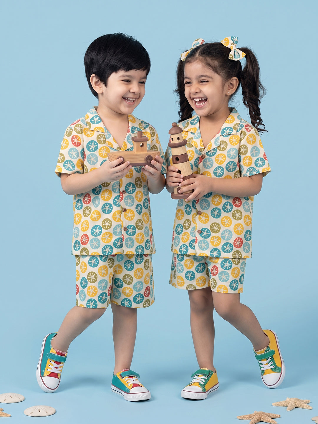 Colourful Shorts Set Kids playing 