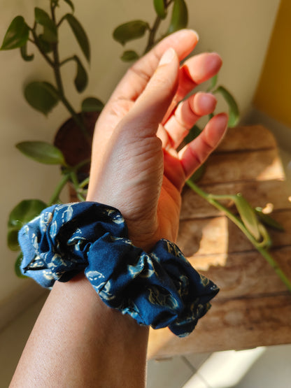 Cotton Blue Print Scrunchies by BREATH:ABLES - QTY 1