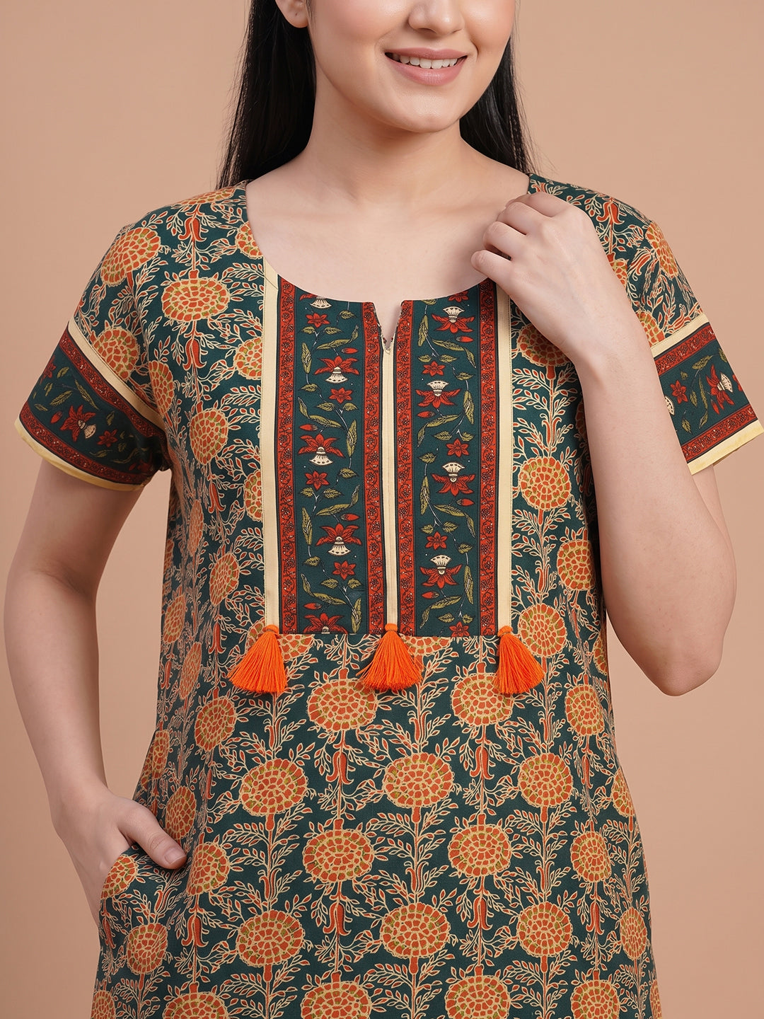 Women_blue_orange floral_nightgown_nighty_maternity_maternity_ close up 